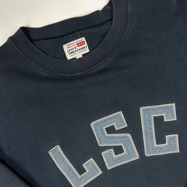 Levis college (M) - Image 3
